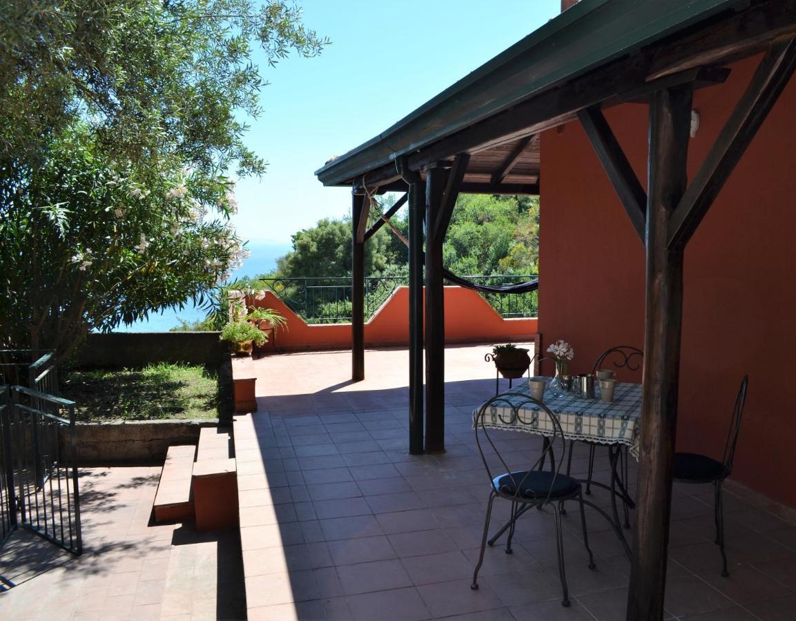 Villa Vittorio - Splendid Panoramic Sea View Terrace Taormina Exterior photo